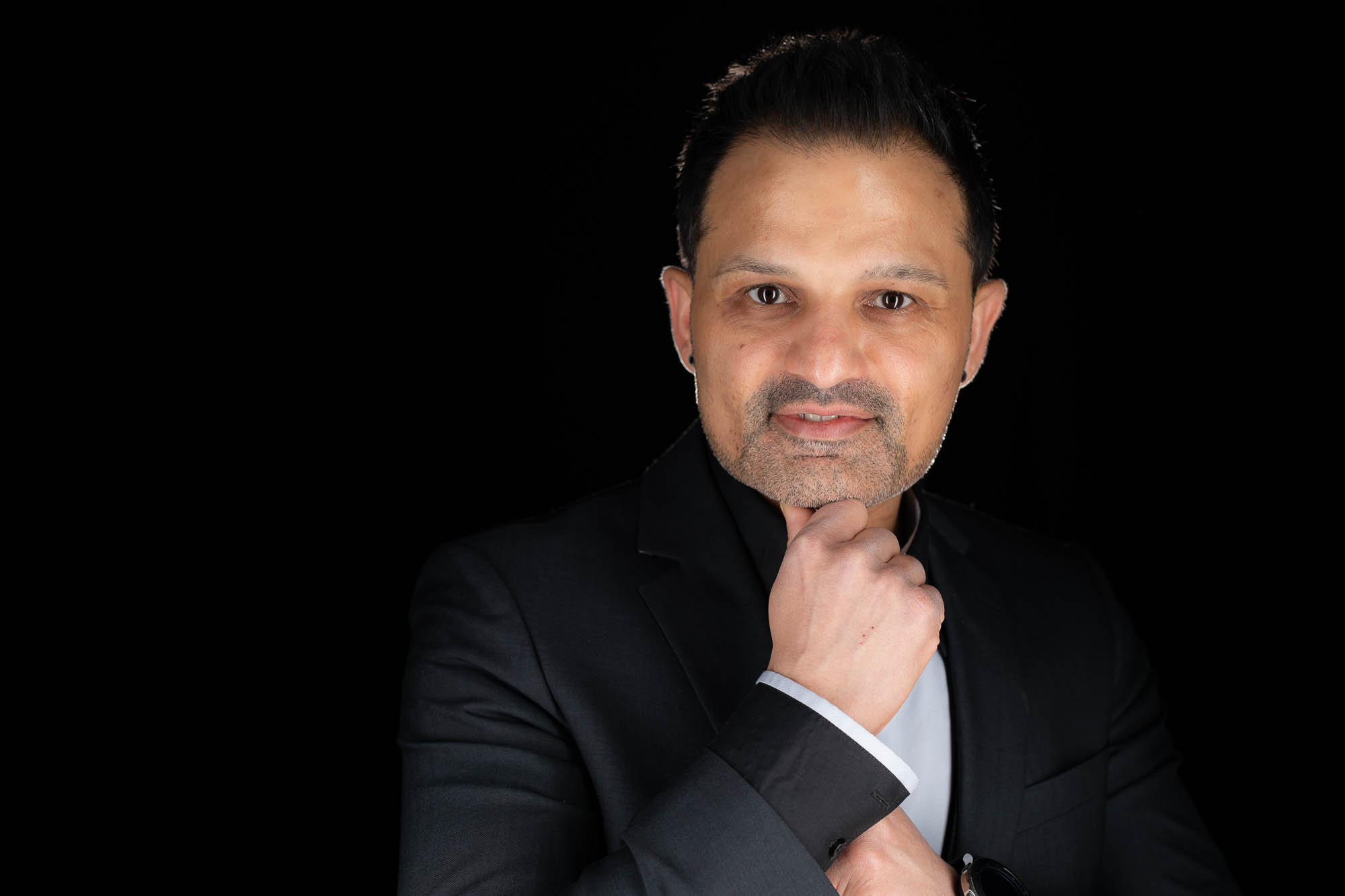 Export x3 Headshot  06479 Dez 01 2019 Headshots 2019  Miro Nicole Nadine